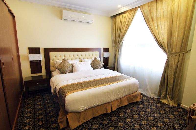 Al Muhaidb Al Takhassosi Abaqrino Riyadh Exteriör bild