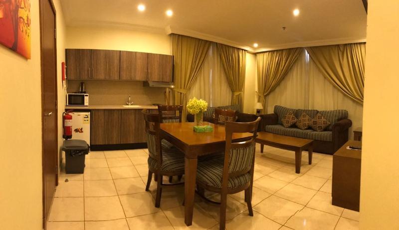 Al Muhaidb Al Takhassosi Abaqrino Riyadh Exteriör bild