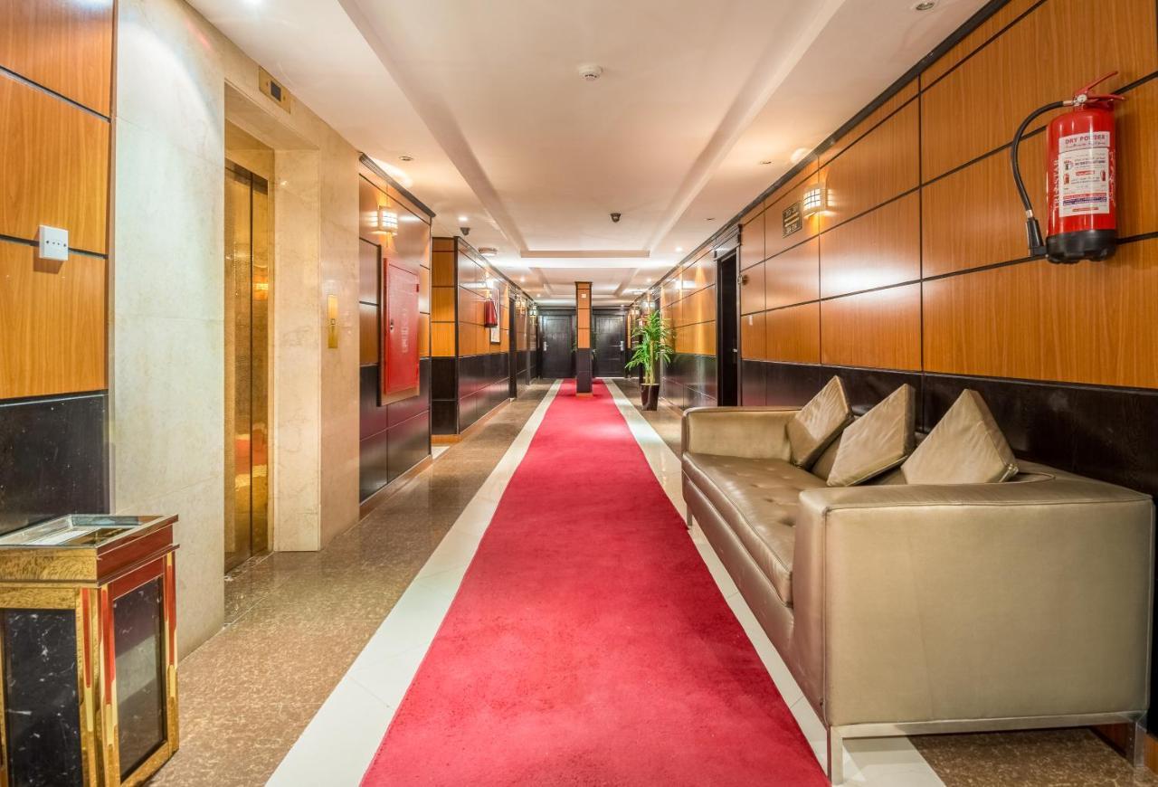 Al Muhaidb Al Takhassosi Abaqrino Riyadh Exteriör bild