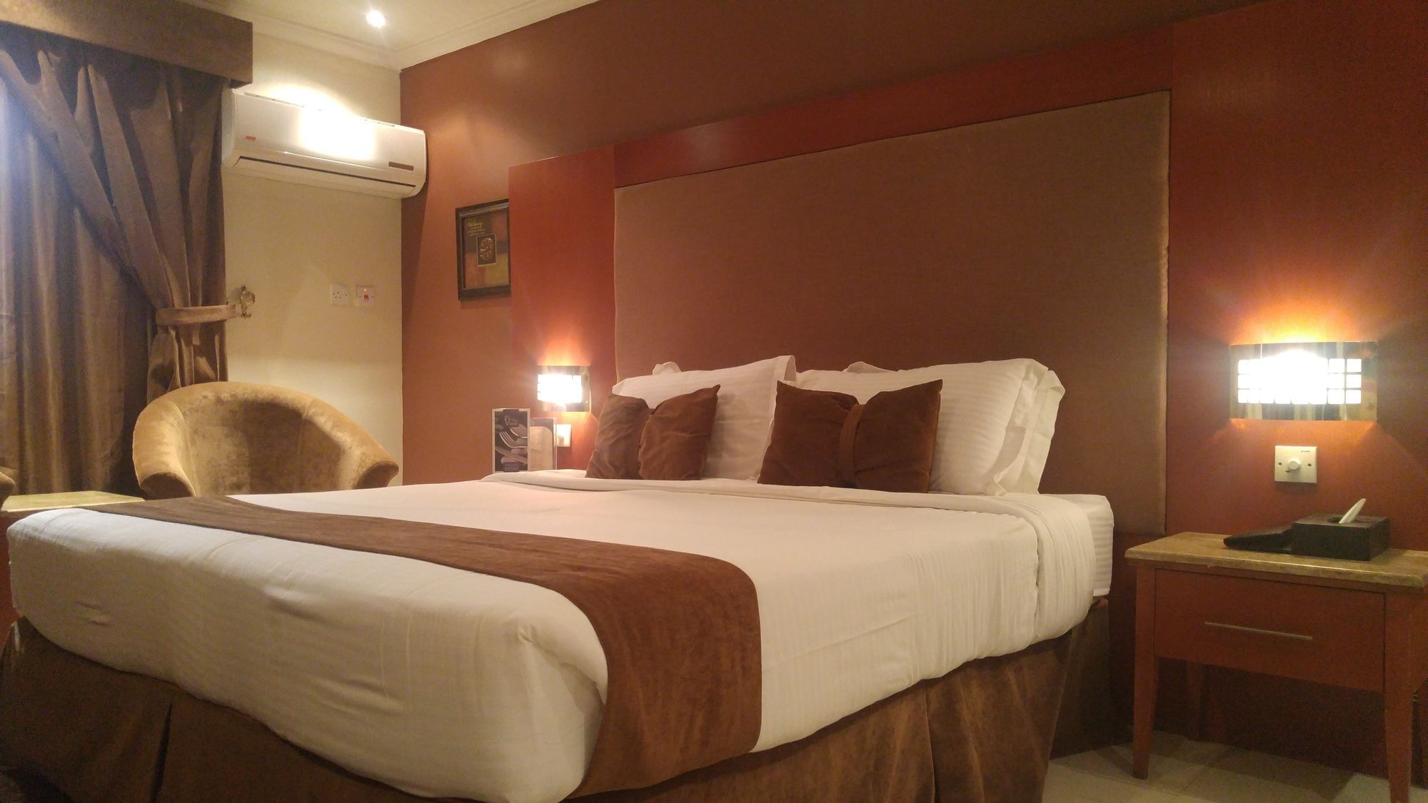 Al Muhaidb Al Takhassosi Abaqrino Riyadh Exteriör bild